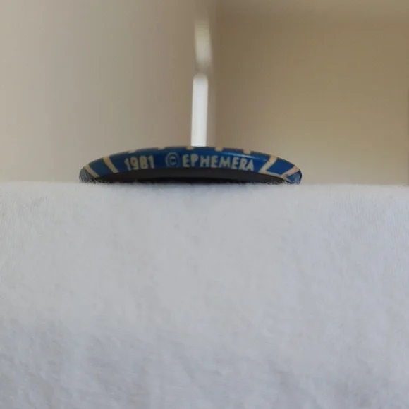 SET OF 10 Vintage 80s Political Punk Rock Pinback Buttons in Various Sizes - Picture 7 of 16